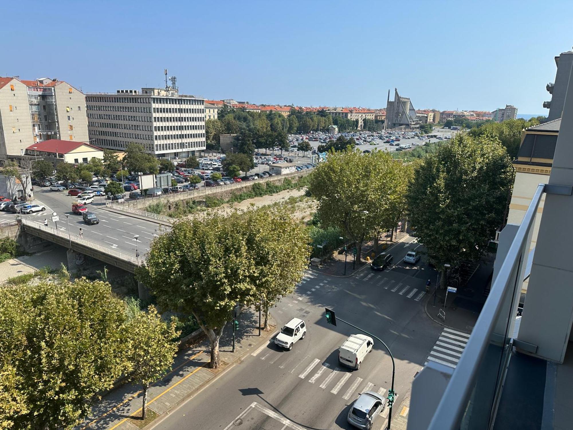 Il Gabbiano Savona "Luxury House" - Wifi, Parking, Shopping Center Apartment Exterior photo